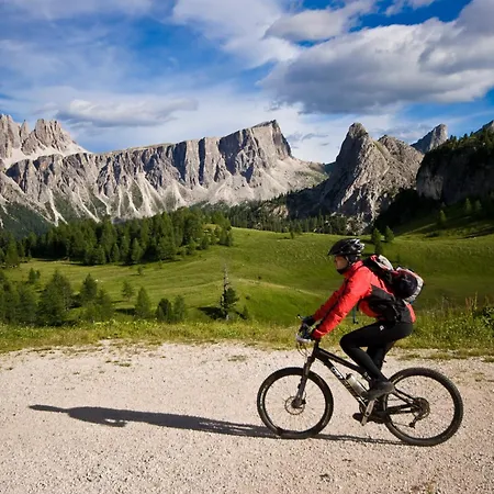 فندق Ciasa Vervei