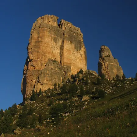 Ciasa Vervei فندق كورتينا دامبيتزو