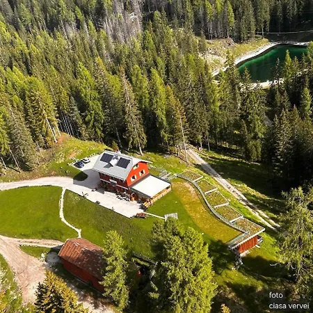 Ciasa Vervei 3* كورتينا دامبيتزو